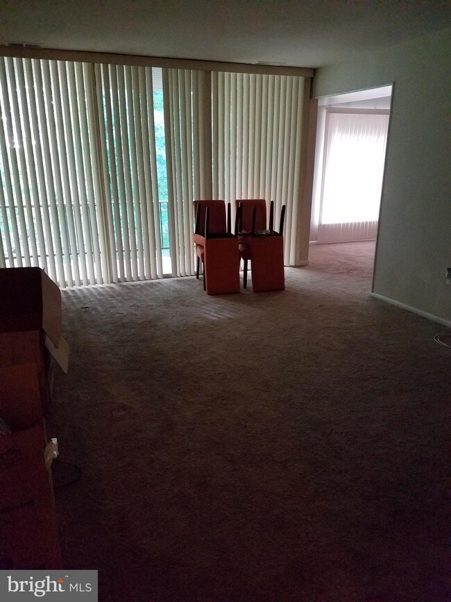 8475 Greenbelt Rd unit 2, Greenbelt, MD 20770 - photo 2