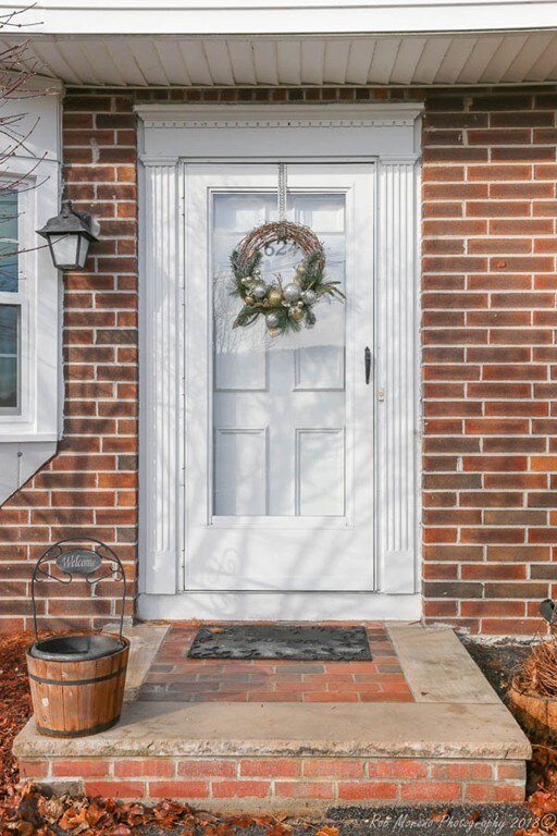 624 Chickering Rd, North Andover, MA 01845 - photo 5