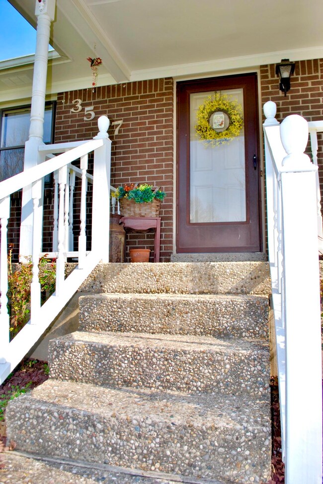 50D0AF83-2096-475A-A4C8-361022E4FD79