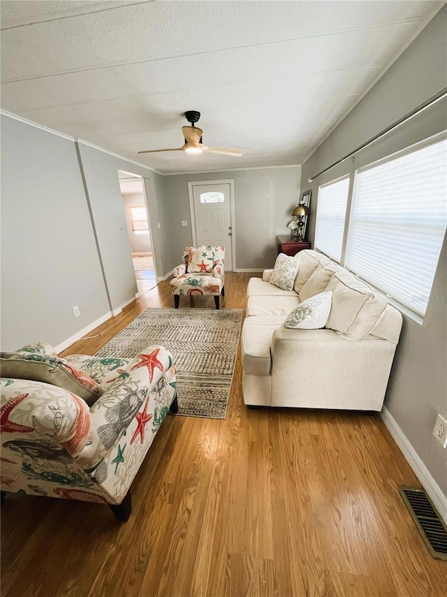 2107 Ohio Ave, Bradenton, FL 34207 - photo 2