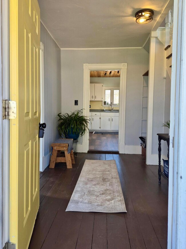 29 Fairmount Ave, Auburn, ME 04210 - photo 4