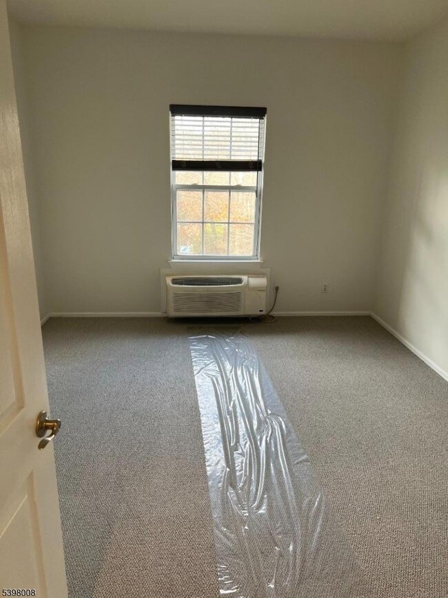 7321 Richmond Rd unit 321, West Milford, NJ 07480 - photo 7