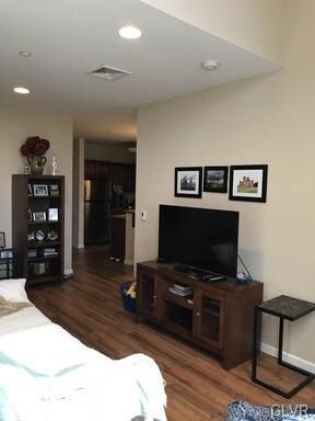 2 W Broad St unit 22, Bethlehem, PA 18018 - photo 5