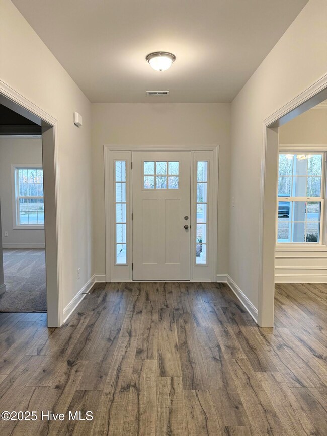 2014 Yellowfin Dr, New Bern, NC 28562 - photo 3