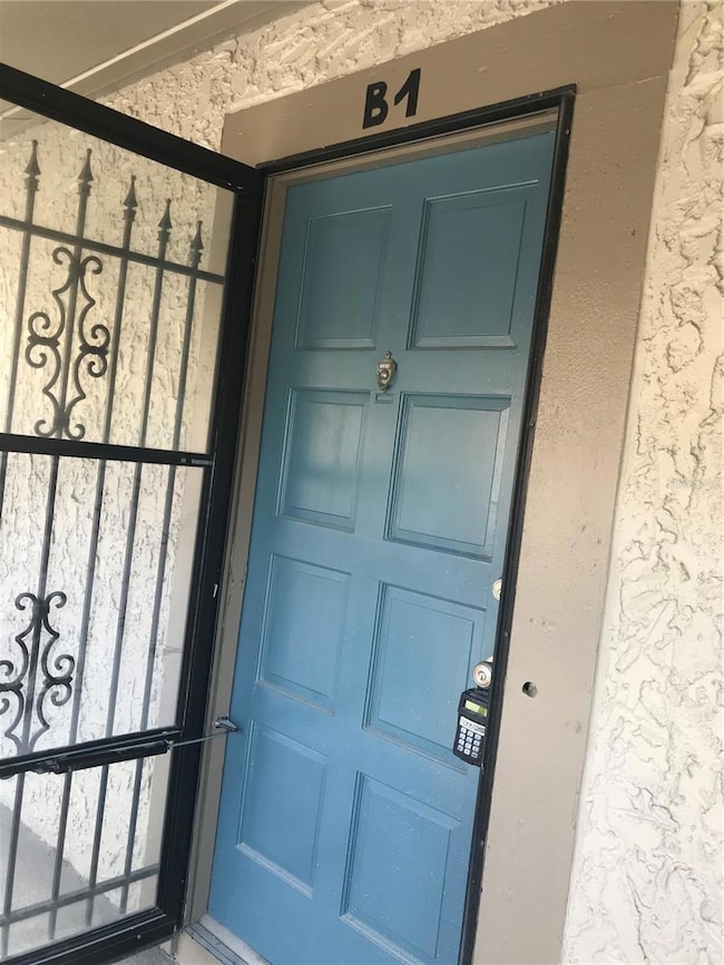 6324 Newtown Cir unit 24B1, Tampa, FL 33615 - photo 4