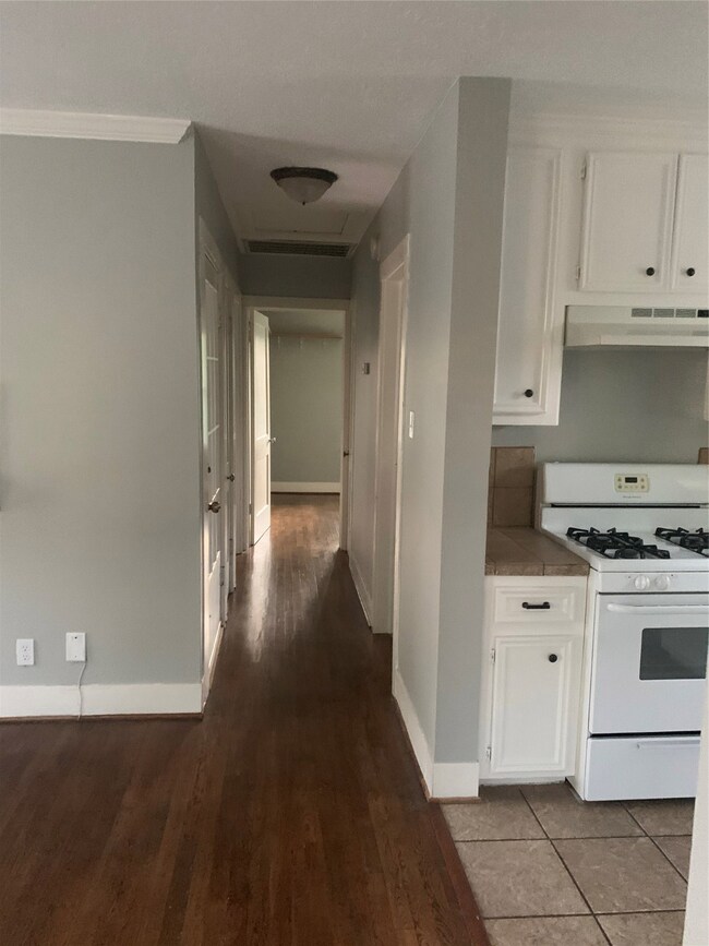 739 E 6th 1 2 St, Houston, TX 77007 - photo 6