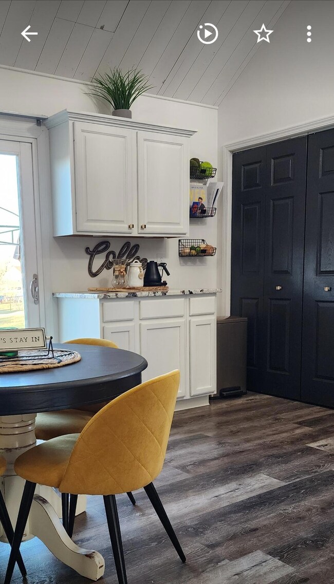 156 Christina Dr, Salvisa, KY 40372 - photo 4