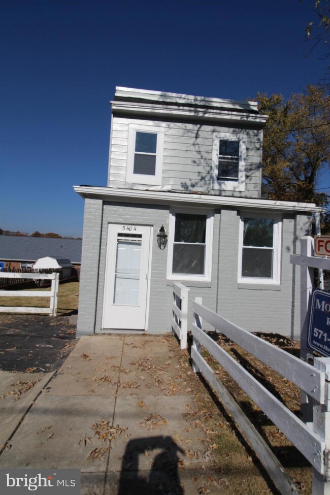 5404 Abdul St, Capitol Heights, MD 20743 - photo 3