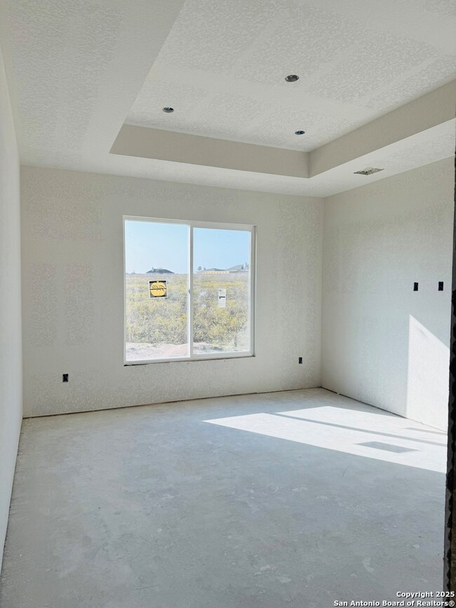 133 Merion Dr, La Vernia, TX 78121 - photo 2