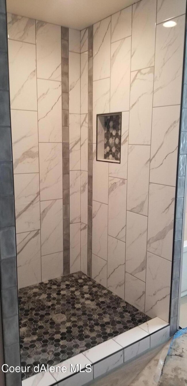 MASTER BATH 12 21 2021