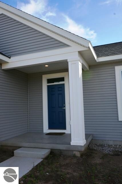 7494 E Meadows Dr unit 14, Cedar, MI 49621 - photo 4