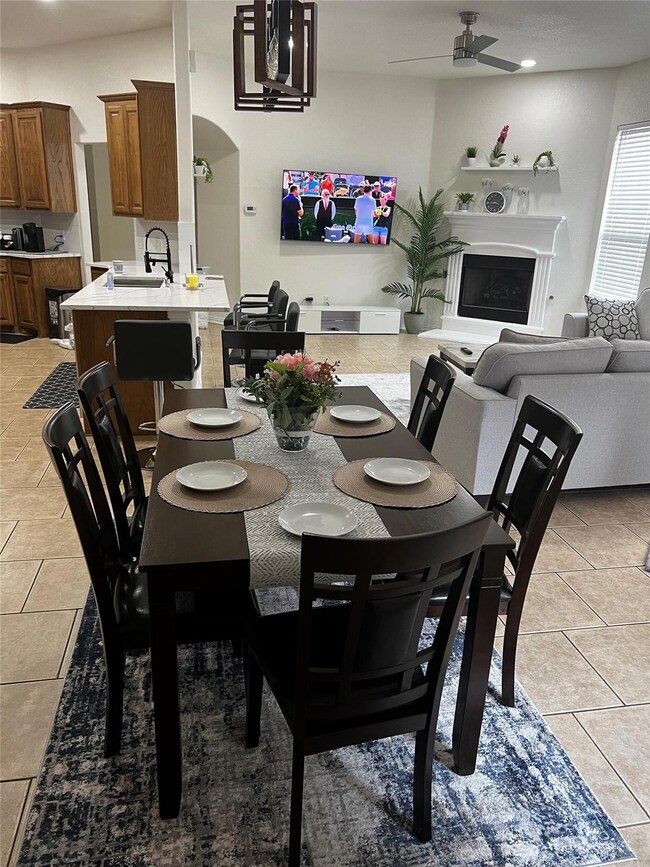 800 Chase Cir, Hurst, TX 76053 - photo 3