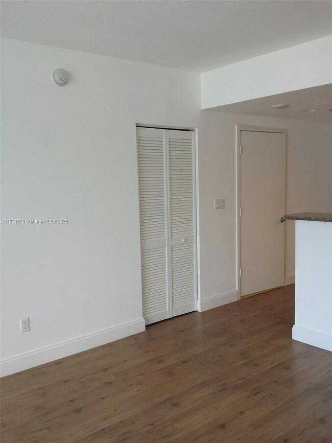 One Miami West Tower unit 1420, Miami, FL 33131 - photo 4