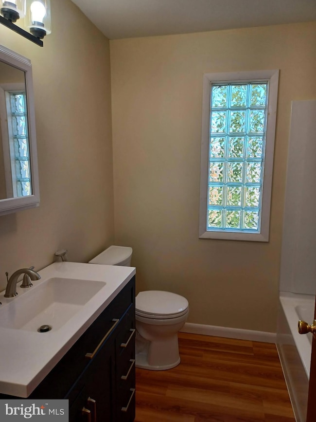 202 E Whitlock Ave, Winchester, VA 22601 - photo 4