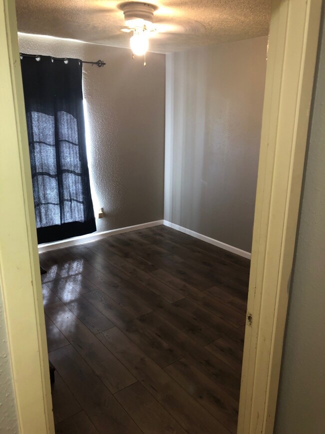 8419 Gulfwood Ln, Houston, TX 77075 - photo 7