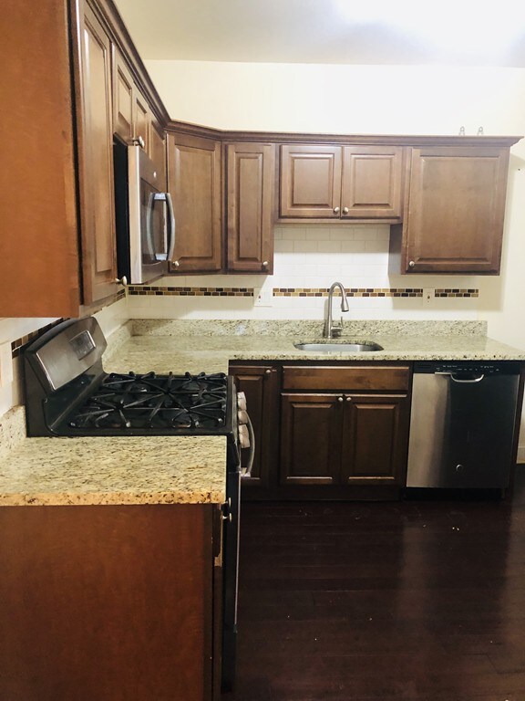 175A Savannah Ave unit 1, Boston, MA 02126 - photo 3