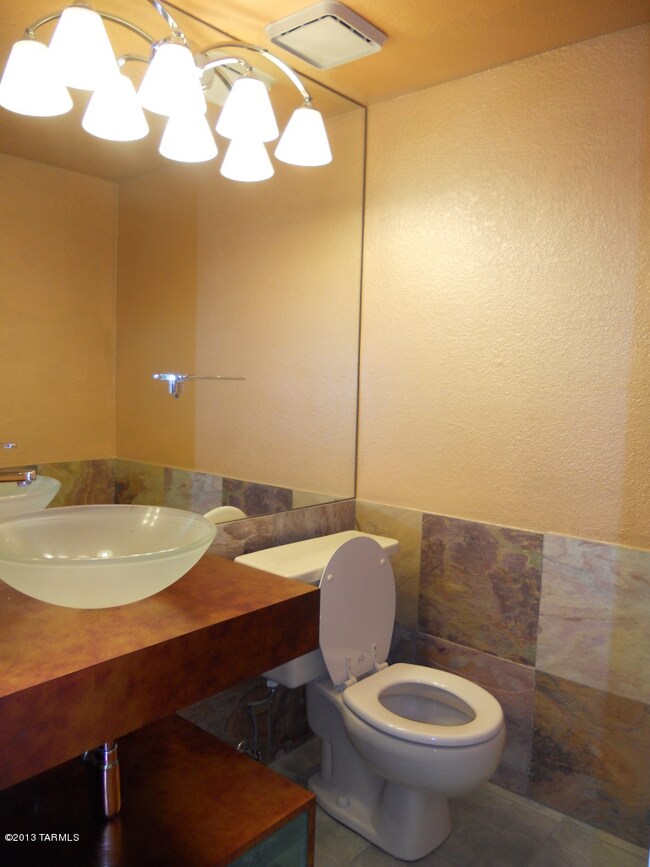 1/2 Bathroom downstairs