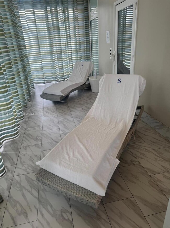 50 Biscayne Blvd unit 2204, Miami, FL 33132 - photo 4