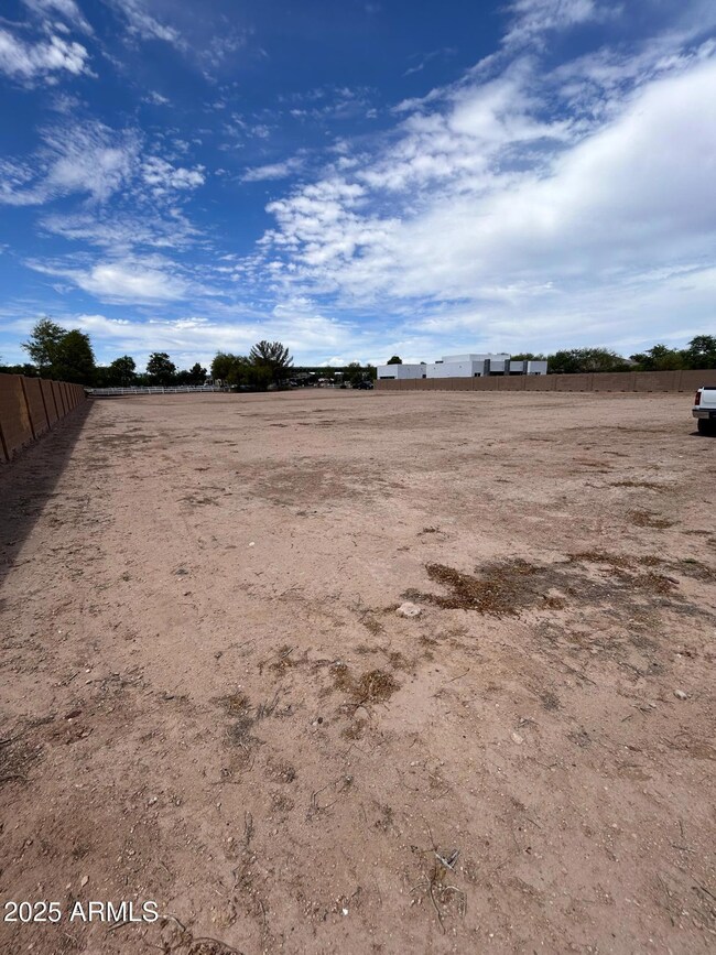 PHOTO-2025-10-10-11-39-15