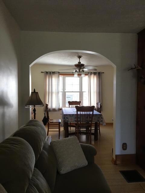 393 S Richardson Ave, Columbus, OH 43204 - photo 7