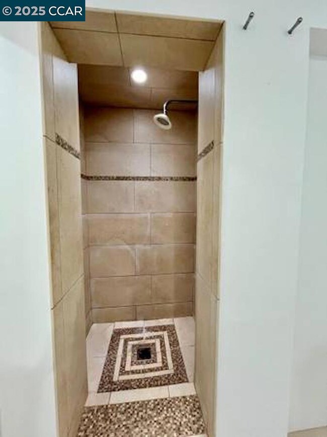 449 Burnett Ave unit A, San Francisco, CA 94131 - photo 6