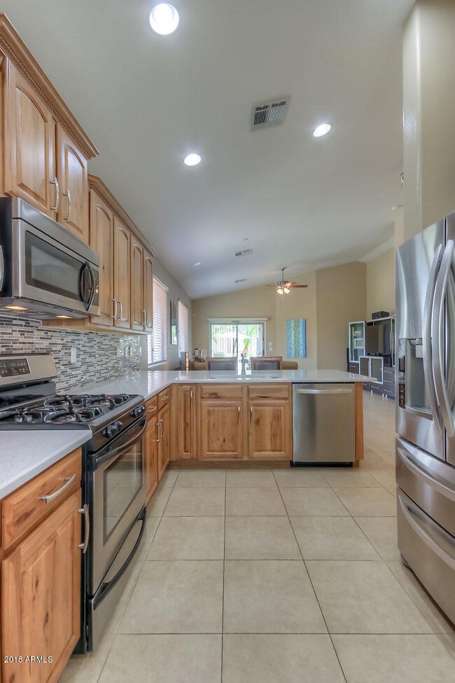 Kitchen (7)-SMALL