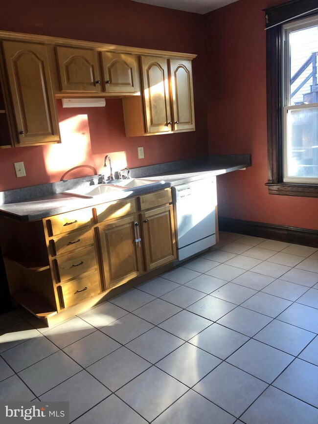 17503 Virginia Ave, Hagerstown, MD 21740 - photo 6