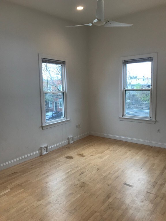 197 Otis St unit C, Cambridge, MA 02141 - photo 3