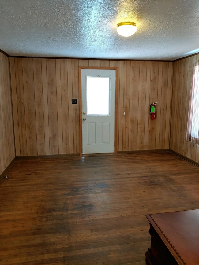 2401 S Houston Ave unit 2, Pearland, TX 77581 - photo 4