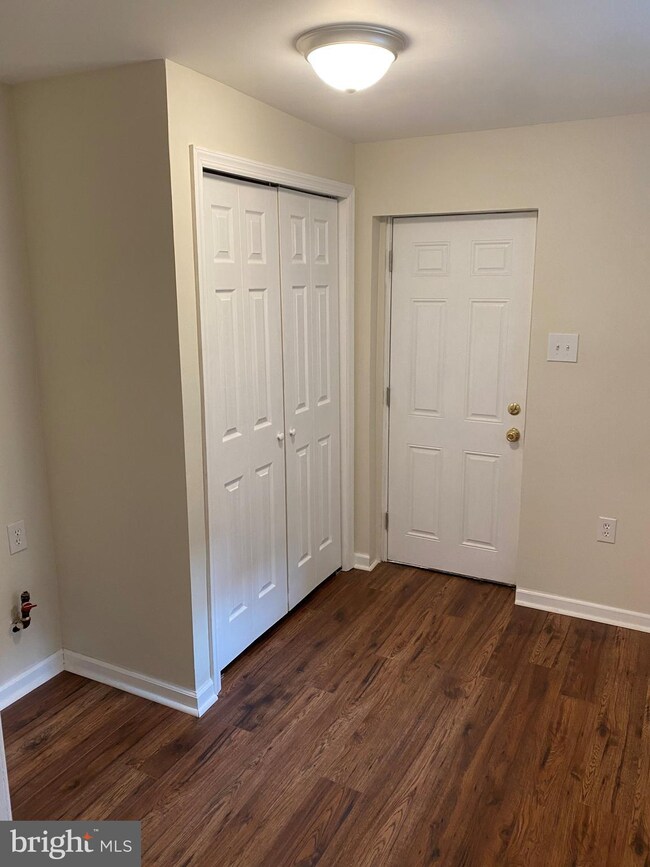 640 Royden St, Camden, NJ 08103 - photo 3