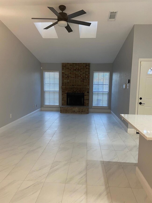 2104 Maplewood Trail, Colleyville, TX 76034 - photo 3