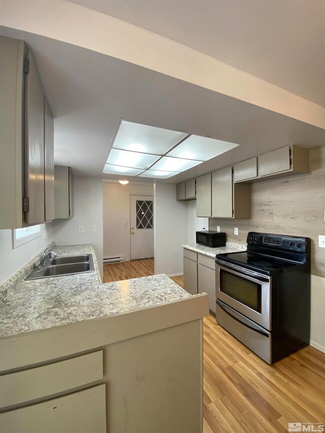 580 Argenta Ave, Winnemucca, NV 89445 - photo 6