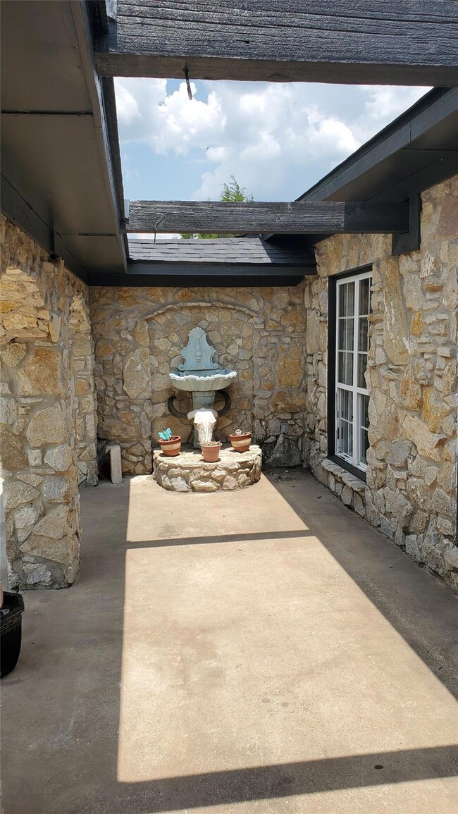 391 Private Road 4379, Decatur, TX 76234 - photo 6