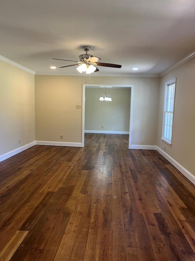 422 Dunbar Ln, Albany, GA 31701 - photo 3