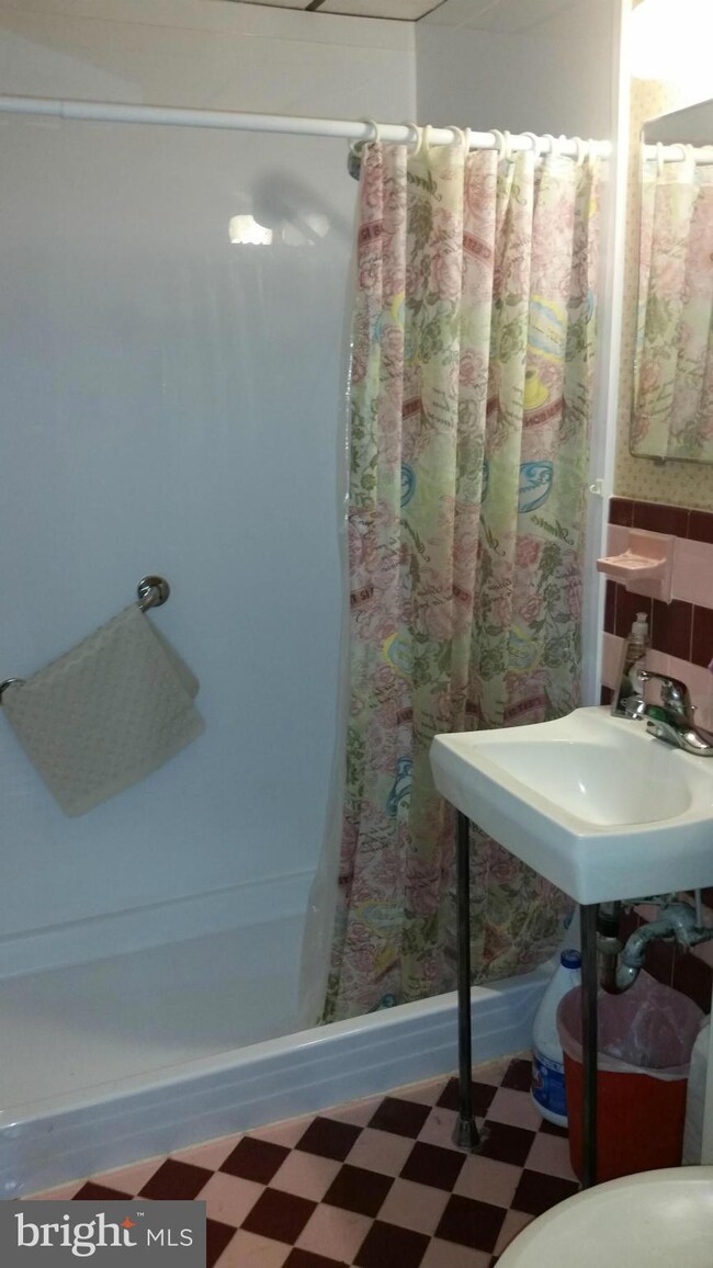 707 Virginia Ave, Essex, MD 21221 - photo 7