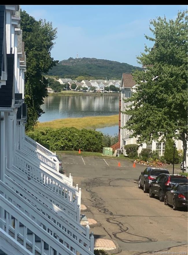 916 Quinnipiac Ave unit 2, New Haven, CT 06513 - photo 6