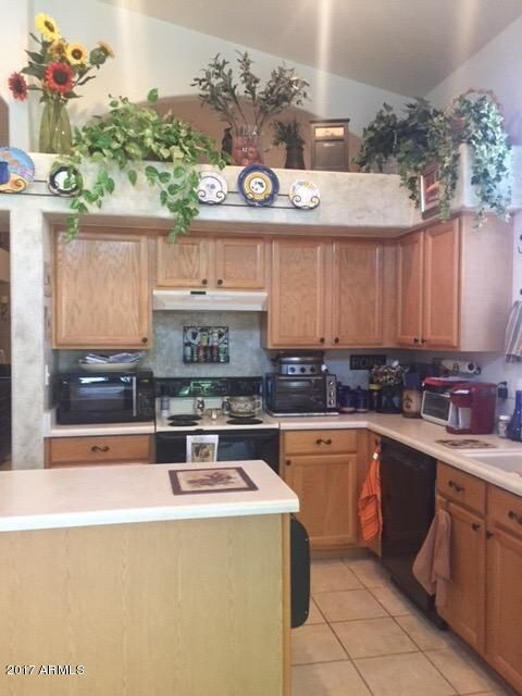 Lisa Kitchen Corner