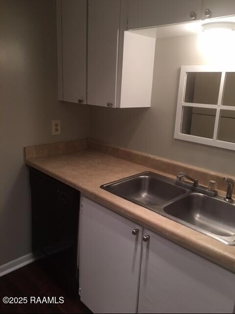 610 Pillette #192 Kitchen 2