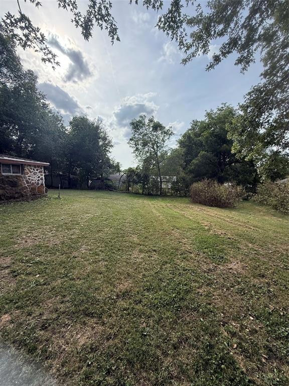 299 Hickory St, Newton, IA 50208 - photo 5