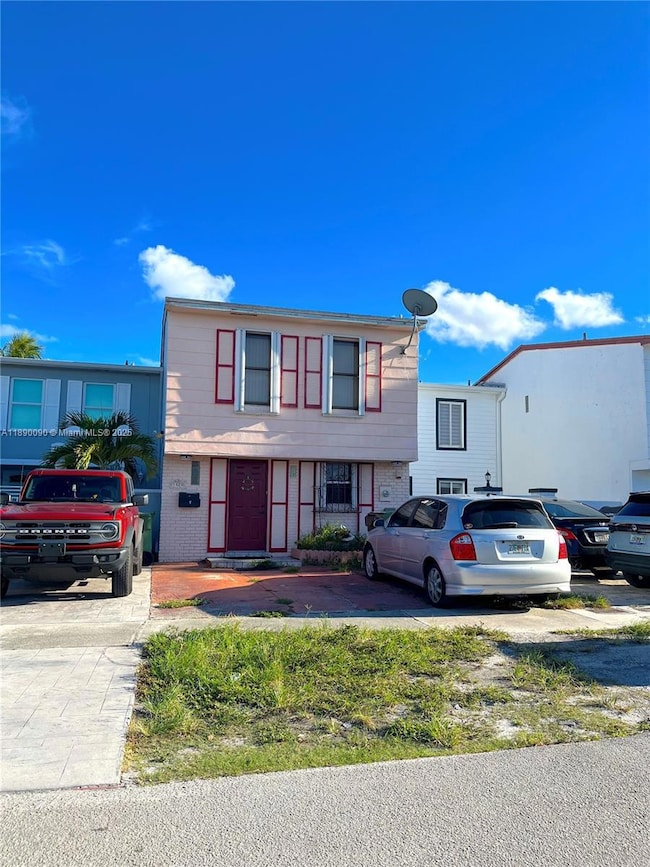 1320 W 71st St, Hialeah, FL 33014 - photo 2