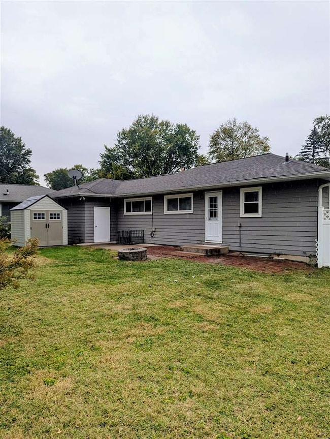 1402 Laurel St, Iowa City, IA 52240 - photo 5