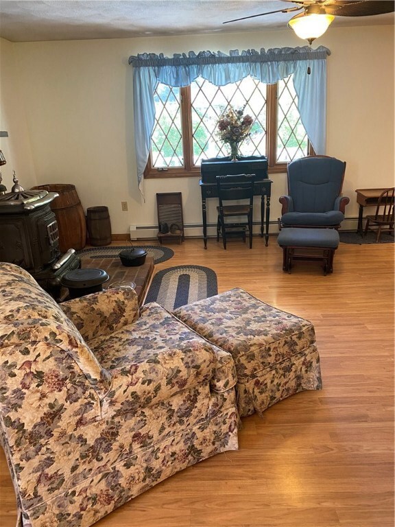 80 Putnam Heights Rd, Chepachet, RI 02814 - photo 3