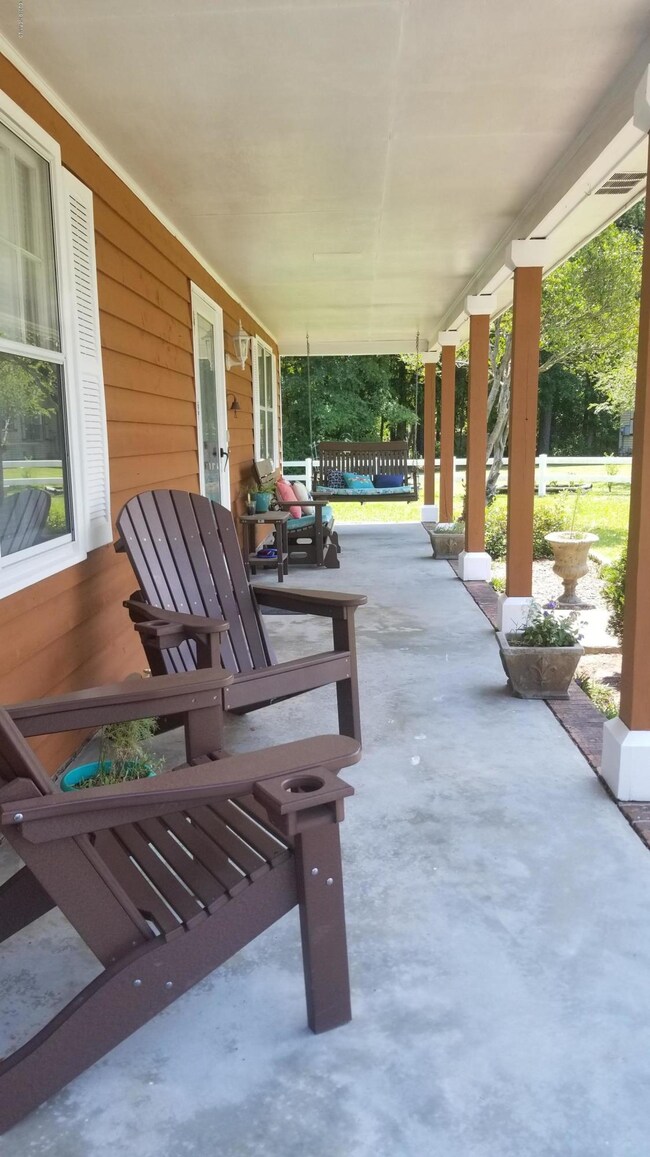 112 Creighton Dr, Jacksonville, NC 28546 - photo 3