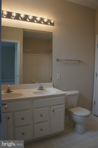 1838 Cedar Cove Way unit 2-1B, Woodbridge, VA 22191 - photo 7