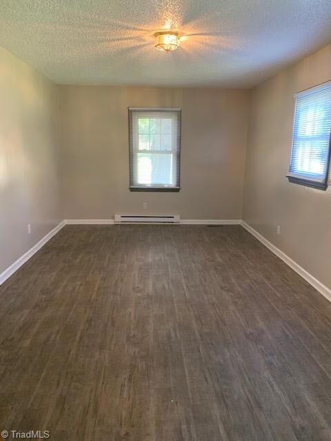 213 S Harris St, Reidsville, NC 27320 - photo 2