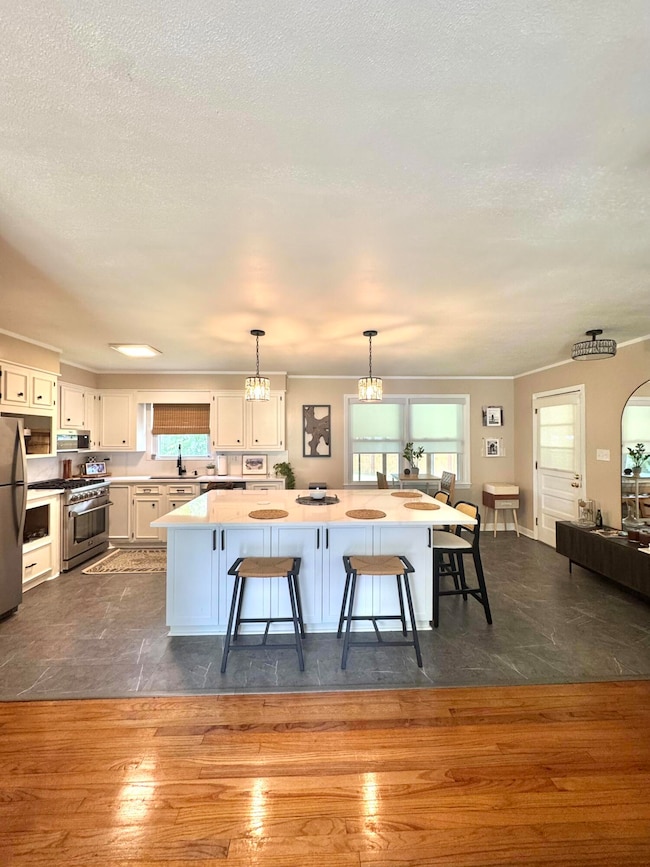 332 Pageland Rd, Charleston, SC 29412 - photo 3