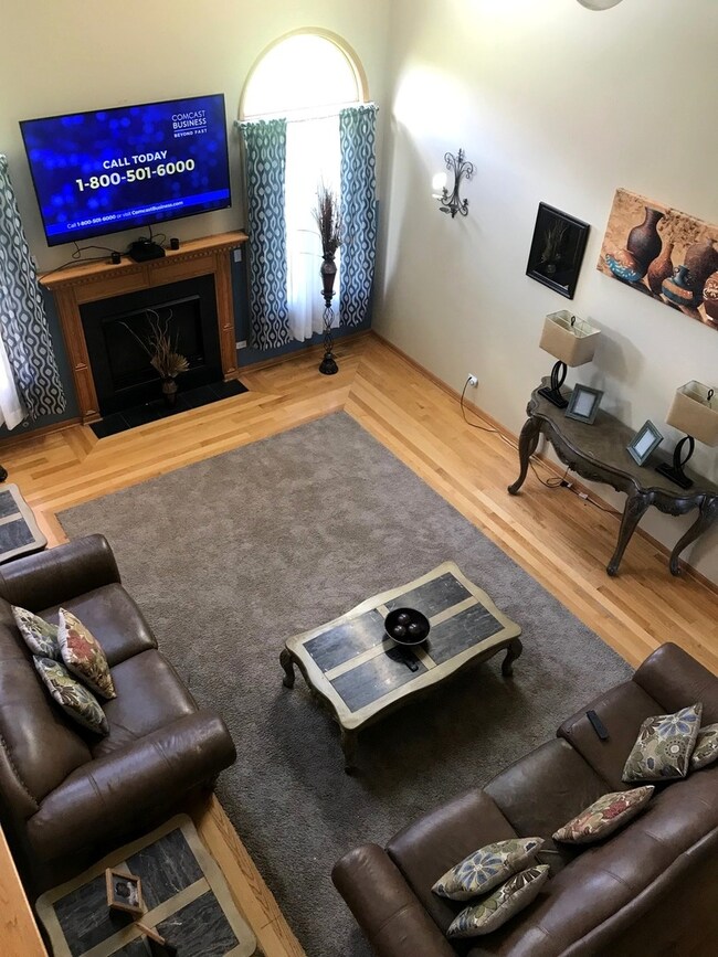 4853 Castle Dargan Dr, Country Club Hills, IL 60478 - photo 6