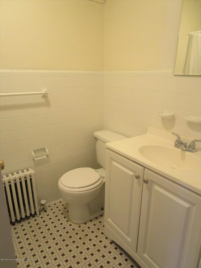 63 w sylvania - unit 2 ba