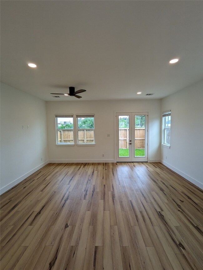 4915 Fisk St, Houston, TX 77009 - photo 5