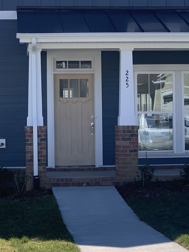 225 Mary Ann Cir, Spring Hill, TN 37174 - photo 3